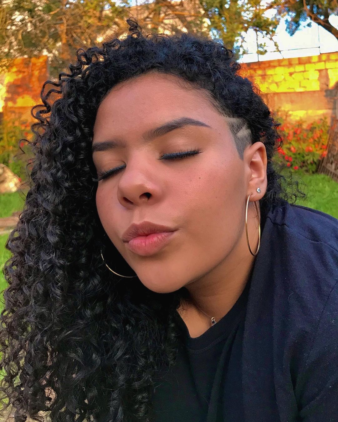 corte sidecut feminino