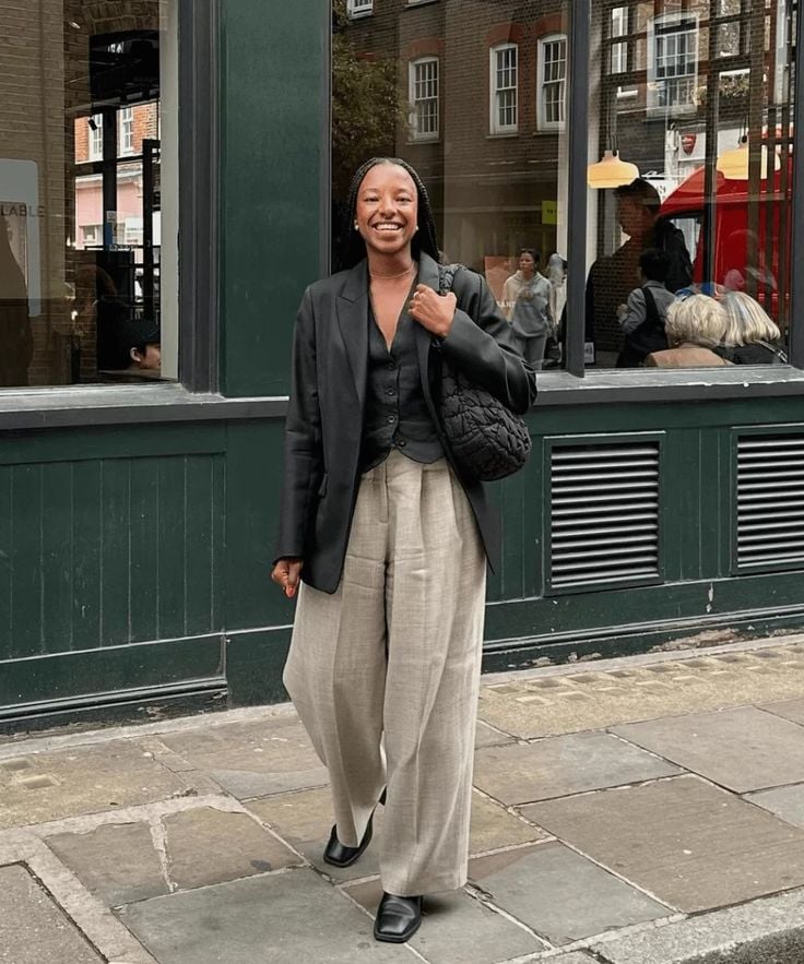 calça pantalona com bota