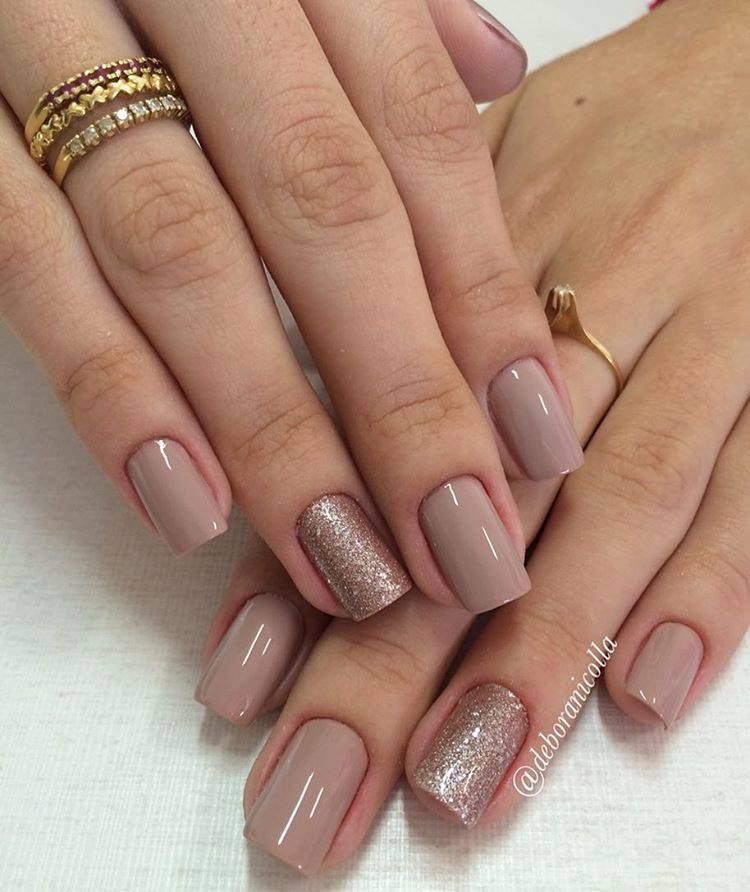 tendências unhas nude 2026