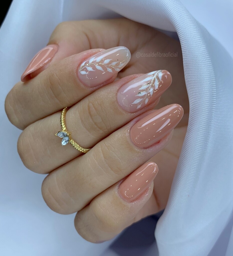 decoração unhas em gel sutil