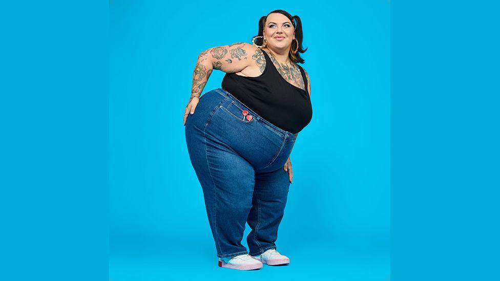 modelo de moda curva