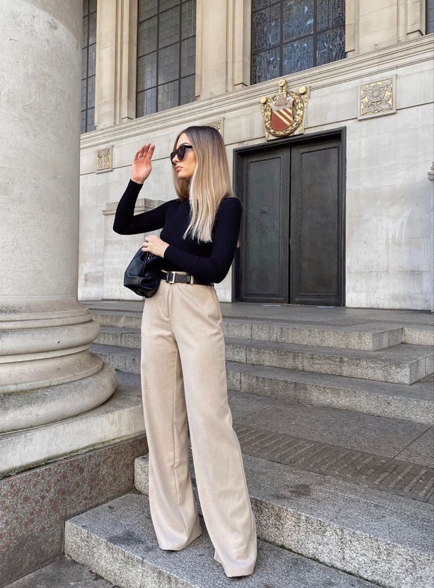 looks com calça wide leg bege