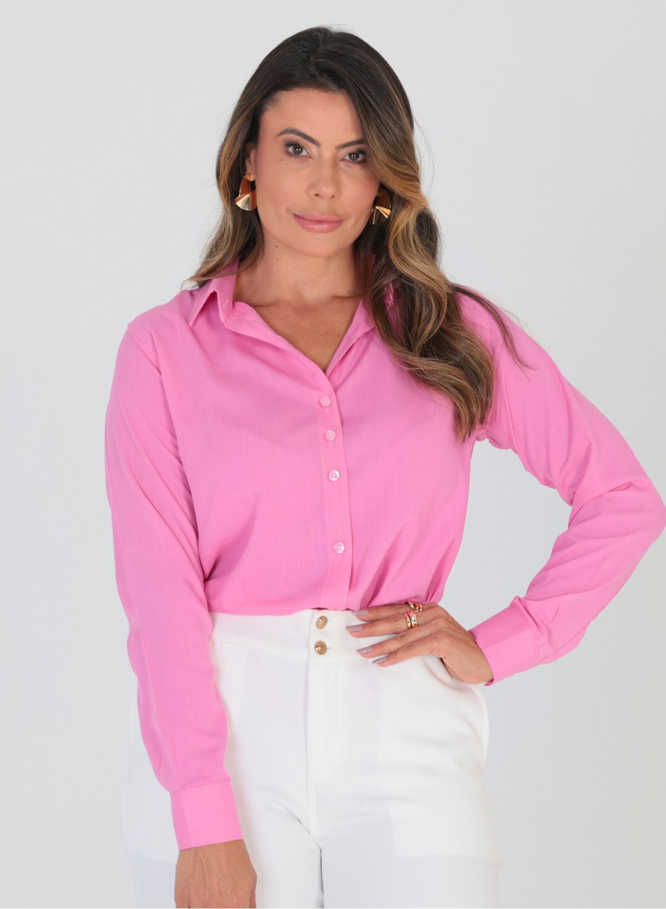 como usar camisa rosa masculino