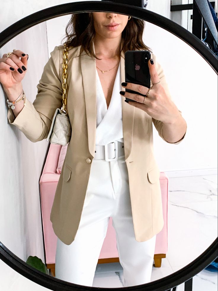 como usar blazer nude no trabalho