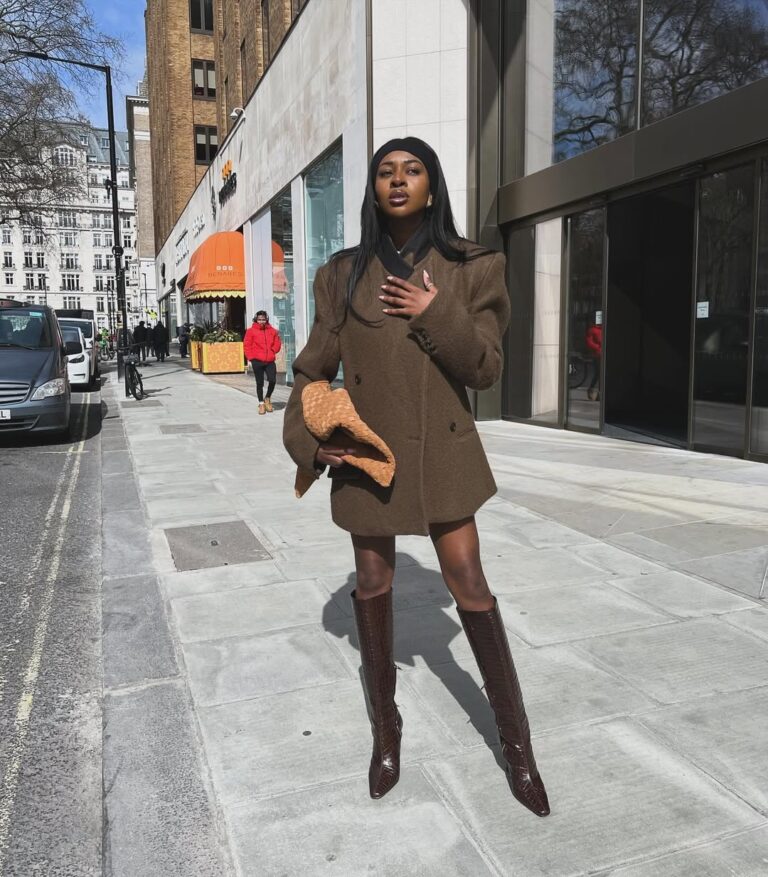 looks com bota marrom cano curto