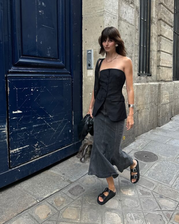 looks com sandália papete preta