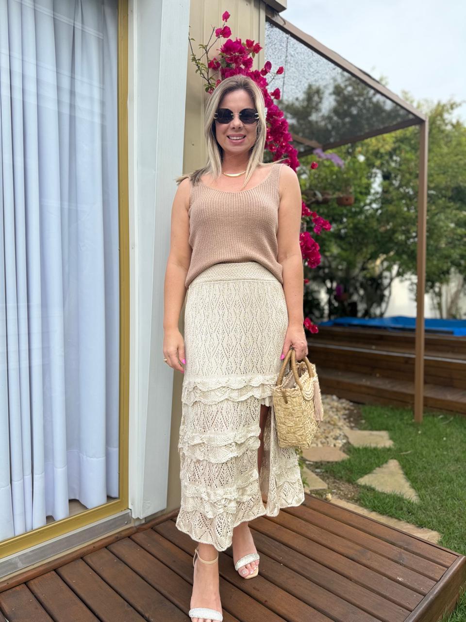 saia de tricô com bota