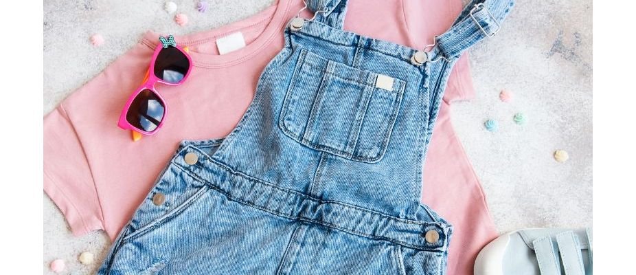 jardineira jeans infantil para bebê