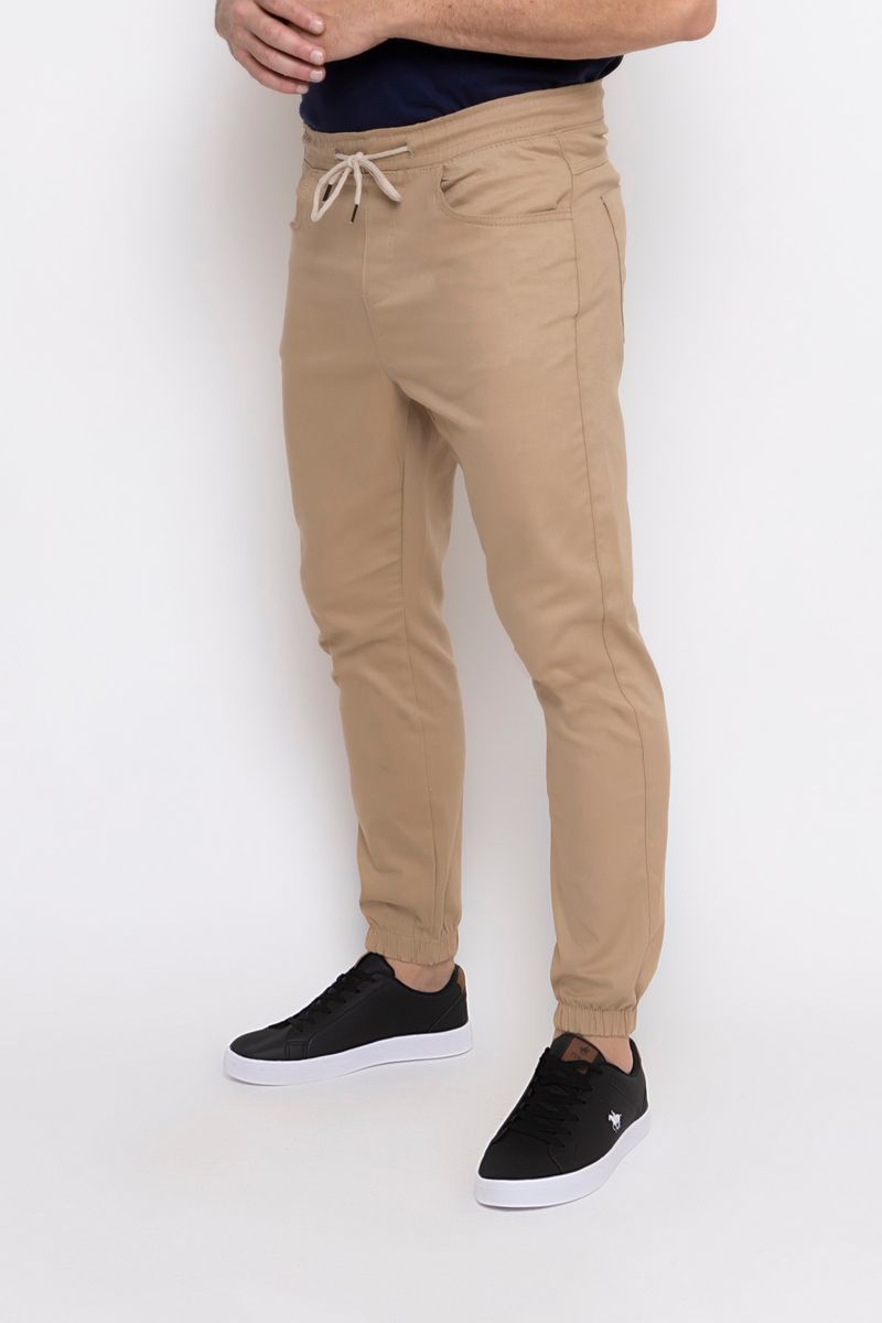 combinações com calça sarja bege