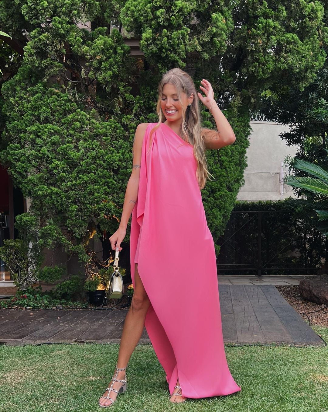 look convidada casamento campo