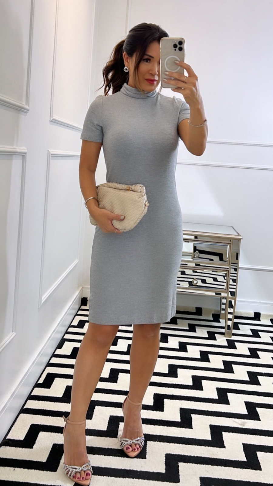 vestido cinza longo