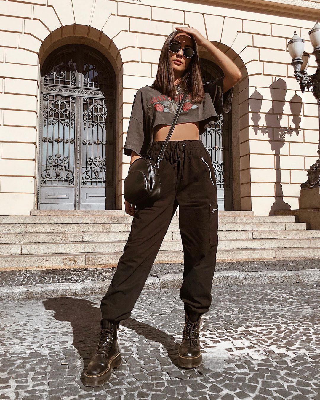 calça cargo com blazer