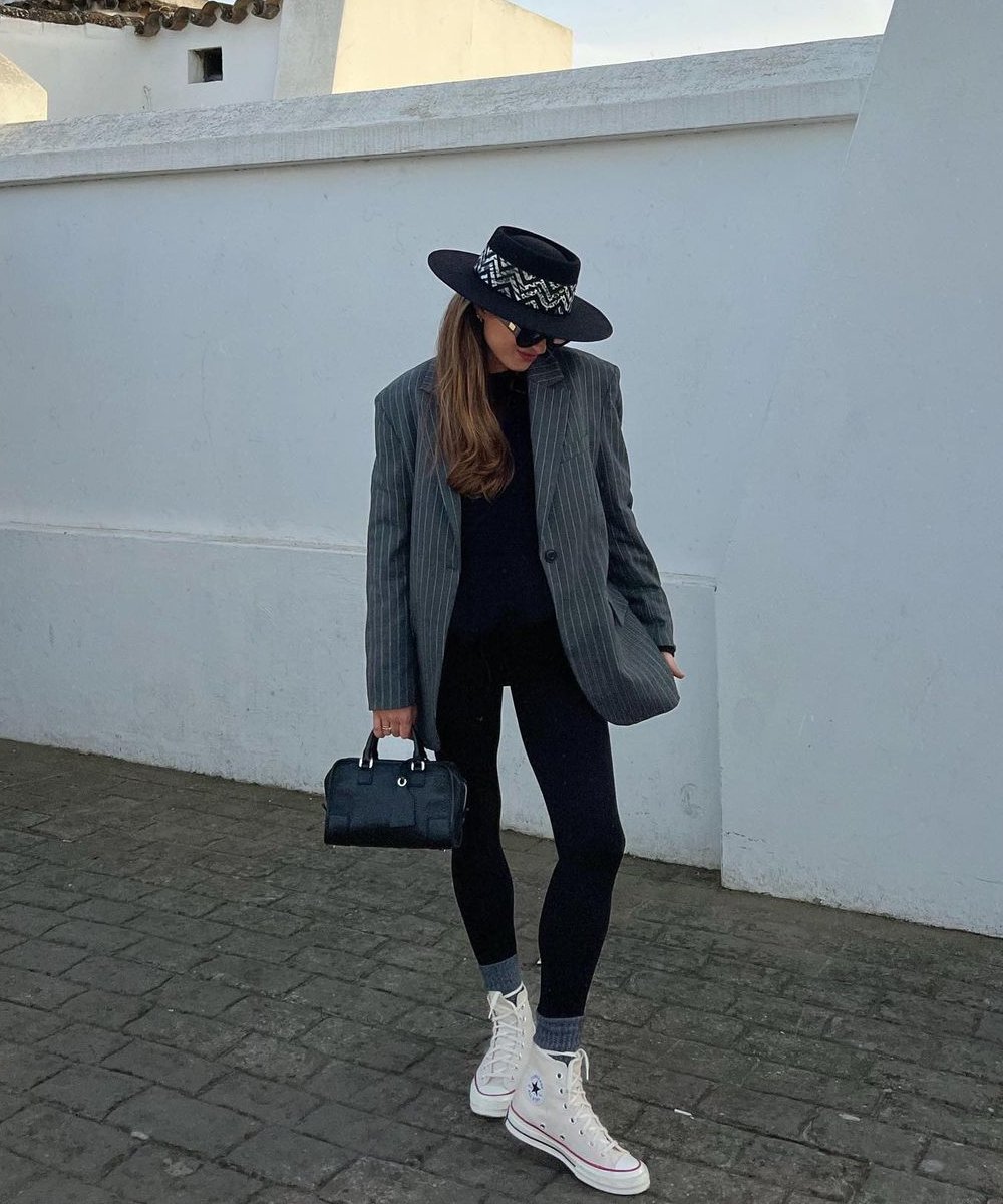 legging preta com blazer