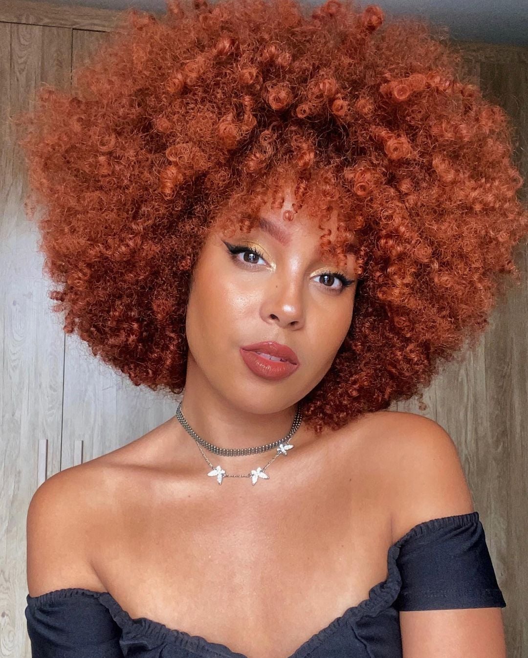 cabelo ruivo em pele negra