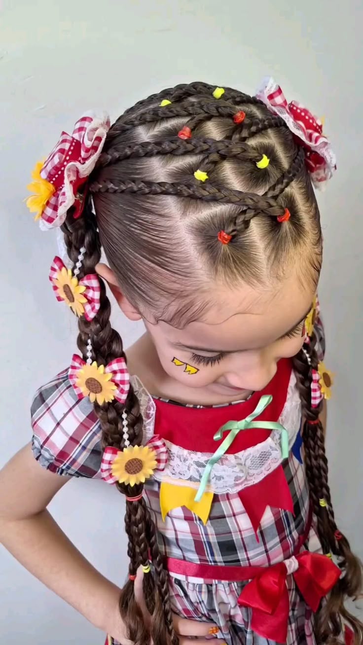 penteado junino cabelo cacheado criança