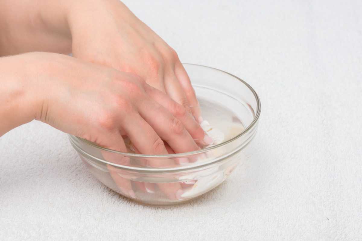 cuidados com unhas quebradiças