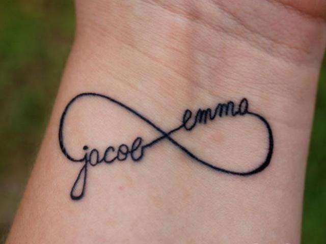 ideias de tatuagem com nomes