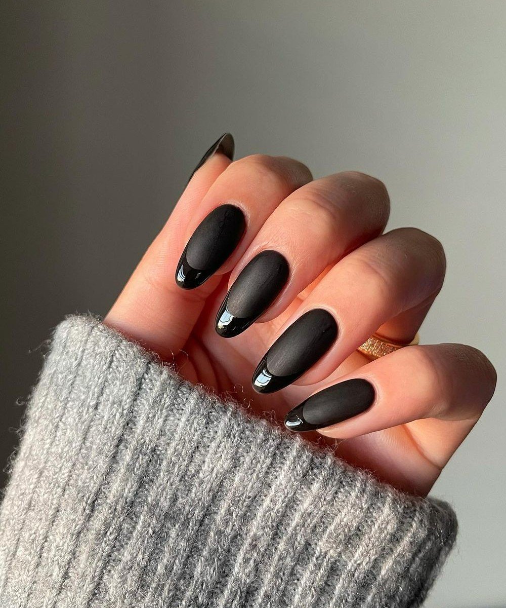 unhas pretas com brilho