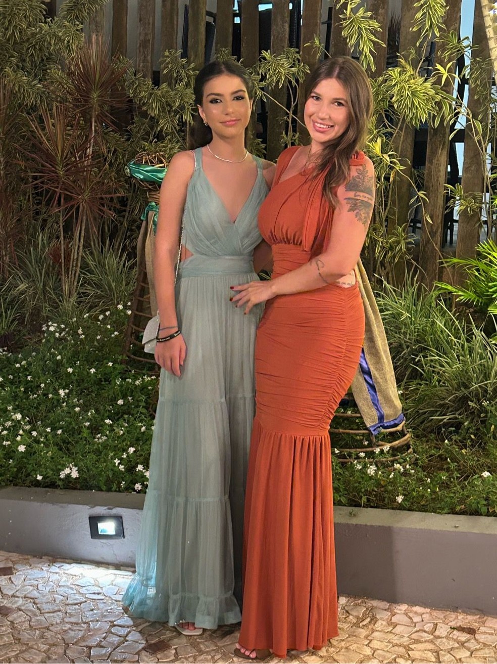 traje elegante mãe formatura