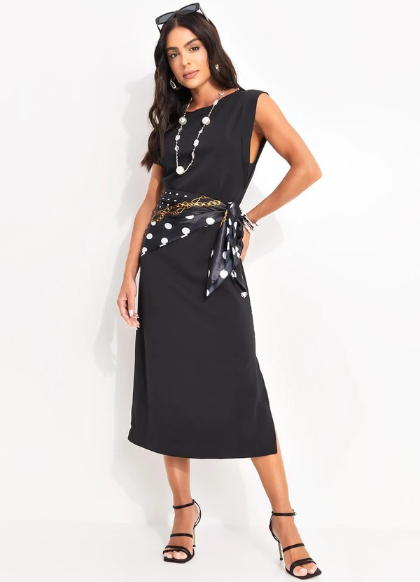 vestido reto minimalista