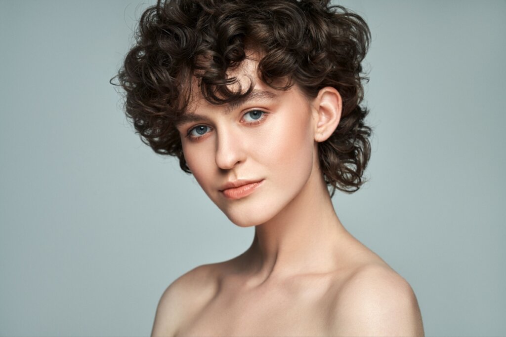 wolf cut cabelo ondulado inspiração 2026